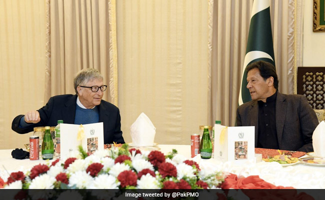Mysterious Bill Gates Photo Highlights Imran Khan's Army Crisis