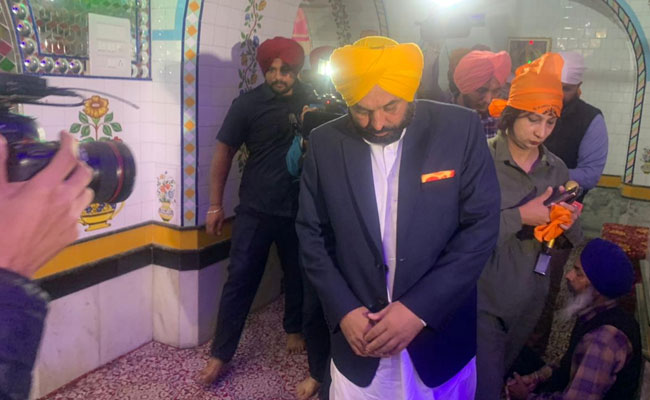 Punjab Election Results 2022 Live Updates: पंजाब में AAP की तूफानी लहर, भगवंत मान बोले- भगत सिंह के गांव में लूंगा शपथ