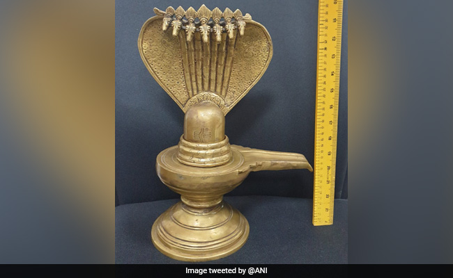 Antique Shivalingam From 1800s, Bound For US Export, Seized In Chennai