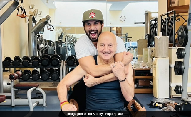 Just Shahid Kapoor And Anupam Kher Flexing Muscles