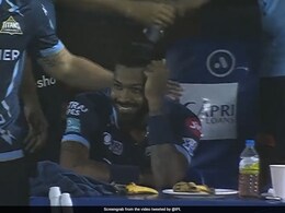 IPL: तेवतिया के कमाल को देखकर हैरान रह गए हार्दिक पंड्या, टीम के जीतने पर यकीन नहीं कर पा रहे- Video IPL: तेवतिया के कमाल को देखकर हैरान रह गए हार्दिक पंड्या, टीम के जीतने पर यकीन नहीं कर पा रहे- Video