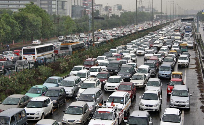 India To Push Ahead With 6 Airbags In Cars Despite Resistance: Report