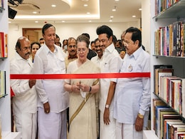 Sonia Gandhi, Other Opposition Leaders Seen At MK Stalin's Delhi Office Sonia Gandhi, Other Opposition Leaders Seen At MK Stalin's Delhi Office