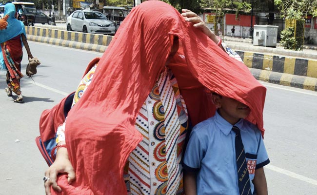 Extreme Heat In India, Hours-Long Blackouts To Stretch Into Early May