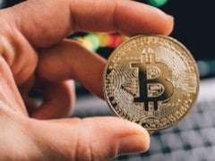 Bitcoin की कीमत पहुंची 17 लाख के पार, अन्य पॉपुलर टोकनों में भी इजाफा Bitcoin की कीमत पहुंची 17 लाख के पार, अन्य पॉपुलर टोकनों में भी इजाफा