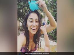 Shriya Saran's Sunday Post About Daughter Wins The Internet Shriya Saran's Sunday Post About Daughter Wins The Internet