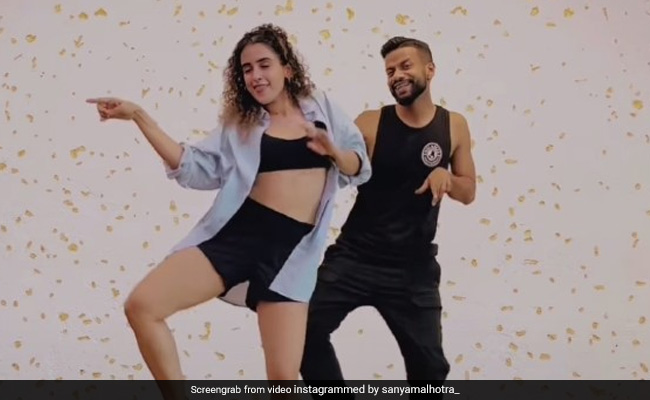 Sanya Malhotra's Dance Moves Perfectly Summed Up By Shraddha Kapoor