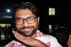 'झुकेगा नहीं' : जमानत मिलने के बाद 'पुष्पा' की स्टाइल में बोले गुजरात MLA जिग्नेश मेवाणी 'झुकेगा नहीं' : जमानत मिलने के बाद 'पुष्पा' की स्टाइल में बोले गुजरात MLA जिग्नेश मेवाणी