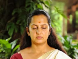 ब्रह्म मुहूर्त में इन मंत्रों का जाप करने से देवी-देवता रहते हैं प्रसन्न, सदा बनी रहती है उनकी कृपा