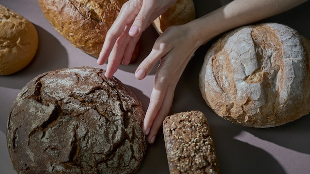 Gluten has no adverse effects on an average human body