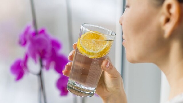 Here's What You Should Eat In A Day As Per Wellness Practitioner Anushka Parwani