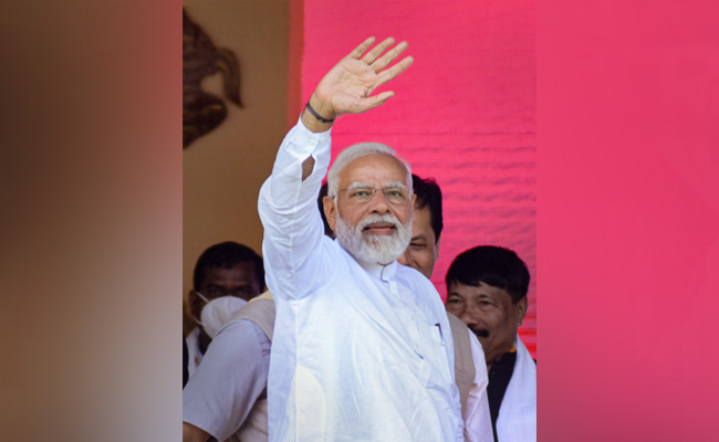 Former Judges, Bureaucrats Defend PM In Open Letter, Bash Critical Colleagues