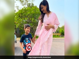 Shweta Tiwari ने बेटे के साथ शेयर की फोटो तो बेटी Palak ने इंस्टाग्राम पर ही पूछ डाला यह सवाल Shweta Tiwari ने बेटे के साथ शेयर की फोटो तो बेटी Palak ने इंस्टाग्राम पर ही पूछ डाला यह सवाल