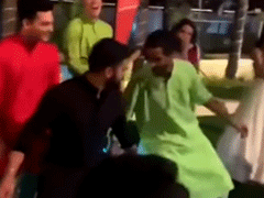 Virat Kohli Dances To Allu Arjun And Samantha Ruth Prabhu's Oo Antava