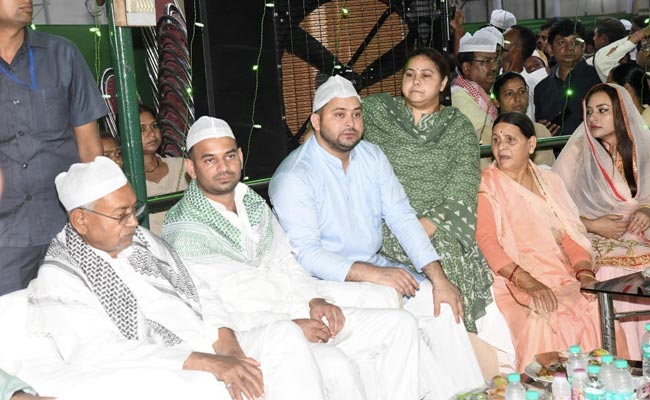 BJP Ally Nitish Kumar's 'Message' As He Attends Tejashwi Yadav's Iftar