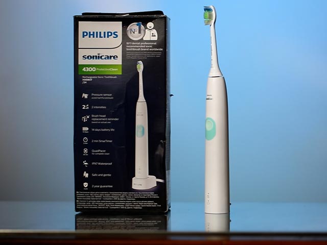 Philips Sonicare 4300 Electric Toothbrush: Simply The smartest? Or too Dumbed Down?
