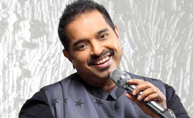 शंकर महादेवन लेकर आए ब्रेथलेस हनुमान चालीसा, फैन्स यूं दे रहे रिएक्शन