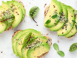 5 Delicious Ways To Add Avocados To Your Healthy Breakfast