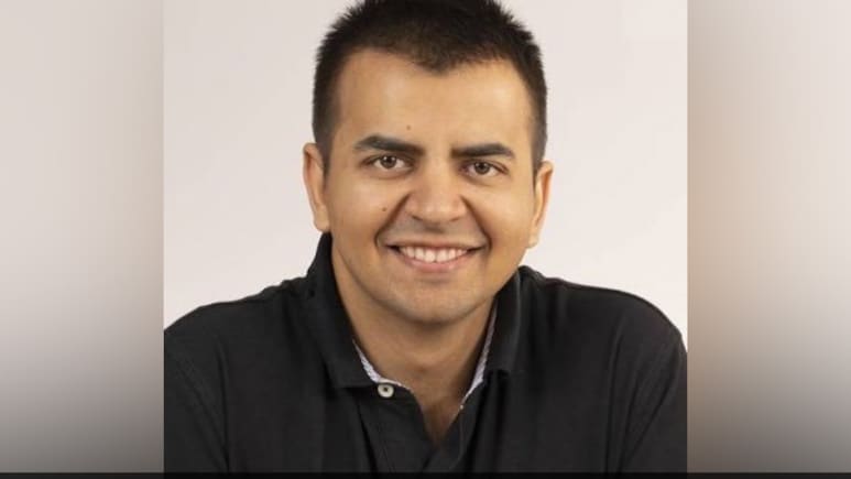 Ola's Bhavish Aggarwal's Big Prediction: AI Agents Will Take Away Middlemen In Company