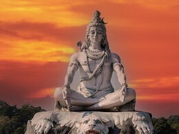 आज बुध प्रदोष व्रत के दिन इस तरह करें भगवान शिव का पूजन, मिलेगी महादेव की कृपा आज बुध प्रदोष व्रत के दिन इस तरह करें भगवान शिव का पूजन, मिलेगी महादेव की कृपा