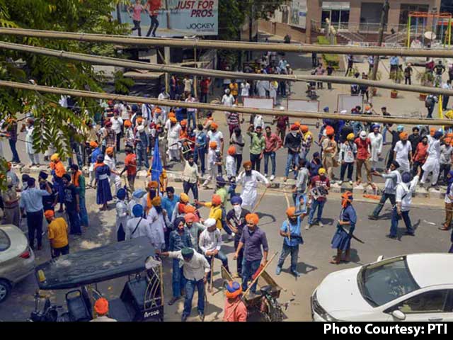 Top Cops Removed, Internet Blocked After Clashes In Punjab's Patiala
