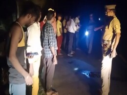 गोरखपुर में ट्रिपल मर्डरः एकतरफा प्यार में शख्स ने की लड़की और उसके मां-पिता की हत्या गोरखपुर में ट्रिपल मर्डरः एकतरफा प्यार में शख्स ने की लड़की और उसके मां-पिता की हत्या