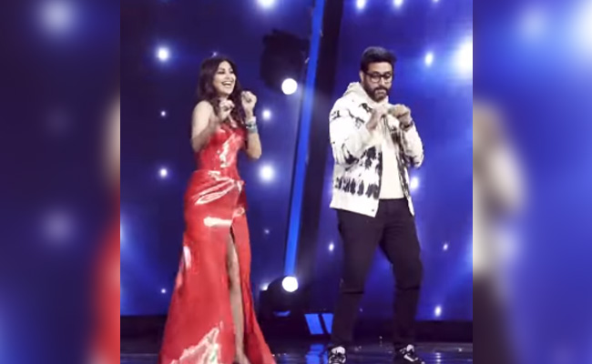 Abhishek Bachchan And Shilpa Shetty Recreate This Iconic Song On <i>India's Got Talent</i>