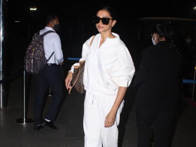 Deepika Padukone Aces The Airport Look And How