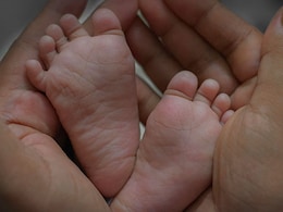 National Safe Motherhood Day: 5 Important Nutrients For Strengthening Bones In Women National Safe Motherhood Day: 5 Important Nutrients For Strengthening Bones In Women