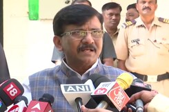 Taunting Non-BJP States For Petrol, Diesel Not Right: Sanjay Raut Taunting Non-BJP States For Petrol, Diesel Not Right: Sanjay Raut