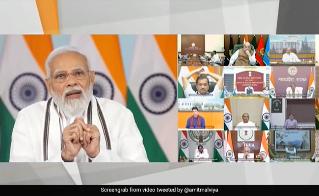 On Row Over Arvind Kejriwal's Sitting Posture, Shashi Tharoor's Poem