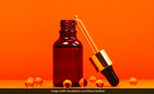 5 Best Saffron Infused Serums For That Glowing Skin
