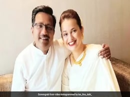 IAS टीना डाबी का मेहंदी, संगीत का वीडियो वायरल, यूं झूमकर नाचती आईं नजर IAS टीना डाबी का मेहंदी, संगीत का वीडियो वायरल, यूं झूमकर नाचती आईं नजर