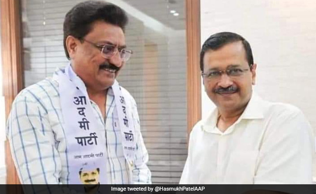 Former Congress MLA Indranil Rajguru Joins AAP In Gujarat