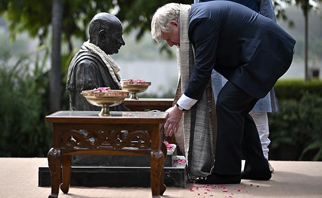 Boris Johnson In India, Signals Easier Visas In Trade Deal Push: 10 Facts