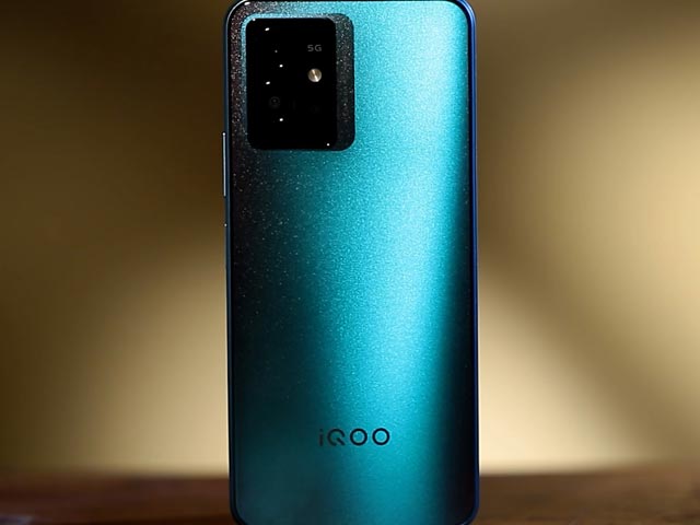 iQoo Z6: Powerful & Affordable