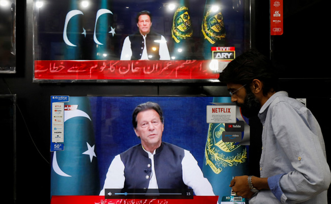 Imran Khan's '<i>Naya Pakistan</i>' Remains Imaginary
