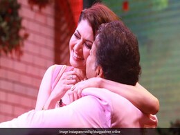 भाग्यश्री ने पति के साथ शेयर की रोमांटिक तस्वीरें, बोलीं- आंखों में आंसू आ जाते हैं जब... भाग्यश्री ने पति के साथ शेयर की रोमांटिक तस्वीरें, बोलीं- आंखों में आंसू आ जाते हैं जब...