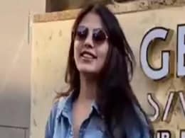 डेनिम टॉप और स्लिट जींस में दिखा रिया चक्रवर्ती का गॉर्जियस अंदाज, समर्स में इस लुक से आप भी बन जाएं स्टाइलिश डेनिम टॉप और स्लिट जींस में दिखा रिया चक्रवर्ती का गॉर्जियस अंदाज, समर्स में इस लुक से आप भी बन जाएं स्टाइलिश