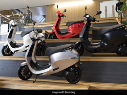 Videos Of Electric Scooters On Fire Impact India's Big Green Push Videos Of Electric Scooters On Fire Impact India's Big Green Push