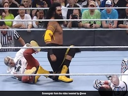 उत्तर प्रदेश के इस पहलवान का WWE के रिंग में हाहाकार, मिस्टीरियो और उनके बेटे का पीट-पीट कर किया बुरा हाल उत्तर प्रदेश के इस पहलवान का WWE के रिंग में हाहाकार, मिस्टीरियो और उनके बेटे का पीट-पीट कर किया बुरा हाल