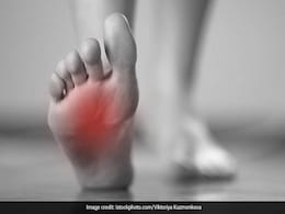 Diabetes के रोगियों में High Blood Sugar के कारण बढ़ गया है Foot Pain तो आज ही अपनाएं ये घरेलू उपचार Diabetes के रोगियों में High Blood Sugar के कारण बढ़ गया है Foot Pain तो आज ही अपनाएं ये घरेलू उपचार