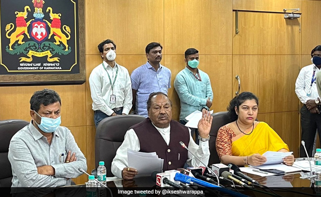 "Will Be Back": Karnataka Minister's Show Of Strength Before He Resigns