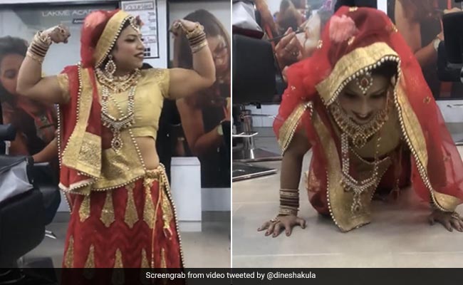 Watch: Bride Does Push-Ups In Heavy <i>Lehenga</i> And Jewellery