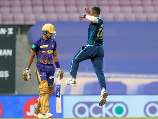 केकेआर को हराकर गुजरात टॉप पर