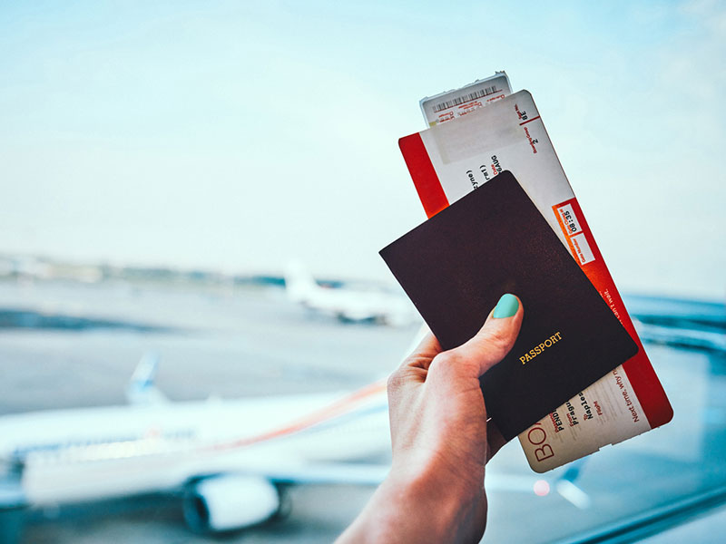 US Passenger Drives To Airport To Book Tickets After 4-Hour Wait On Phone