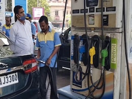 Today Petrol-Diesel Price: तेल कंपनियों ने जारी किए पेट्रोल-डीजल के नए दाम, चेक करें आज का भाव Today Petrol-Diesel Price: तेल कंपनियों ने जारी किए पेट्रोल-डीजल के नए दाम, चेक करें आज का भाव