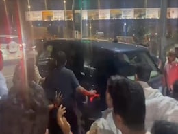 बीजेपी नेता ने उद्धव ठाकरे के घर के पास हमला किए जाने का आरोप लगाया, एसयूवी क्षतिग्रस्त बीजेपी नेता ने उद्धव ठाकरे के घर के पास हमला किए जाने का आरोप लगाया, एसयूवी क्षतिग्रस्त