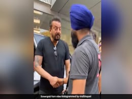 Sanjay Dutt के प्योर पंजाबी एक्सेंट ने जीता फैन्स का दिल, फोटोग्राफर से बोले- Pap छोड़ो ट्रैक्टर चलाओ...VIDEO Sanjay Dutt के प्योर पंजाबी एक्सेंट ने जीता फैन्स का दिल, फोटोग्राफर से बोले- Pap छोड़ो ट्रैक्टर चलाओ...VIDEO