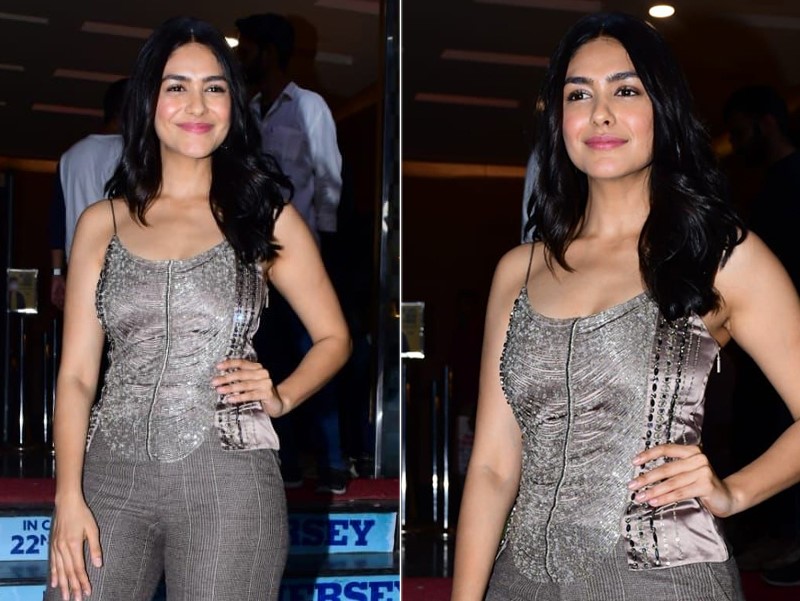 Bringing In Shimmer To Basics Is Mrunal Thakur In A Chic Co-Ord Set